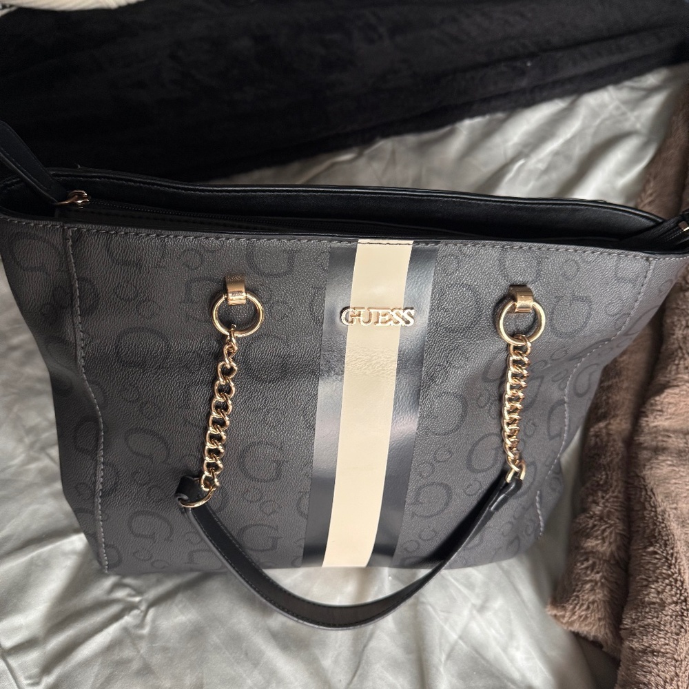 GUESS purse